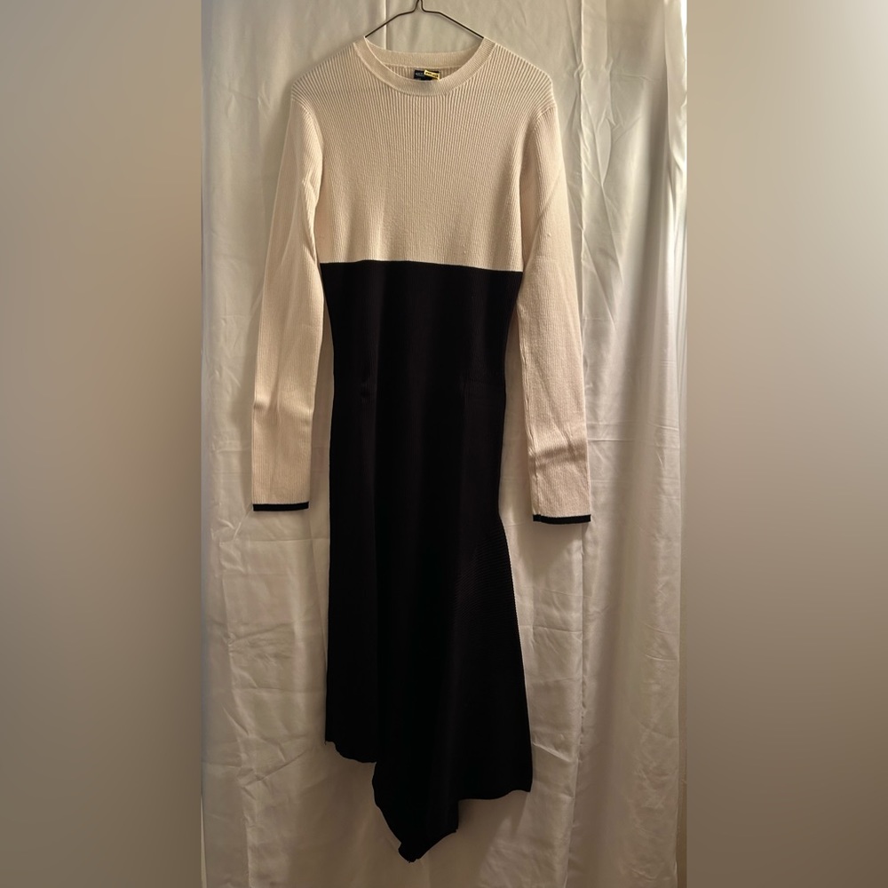 Off white and black knit dress